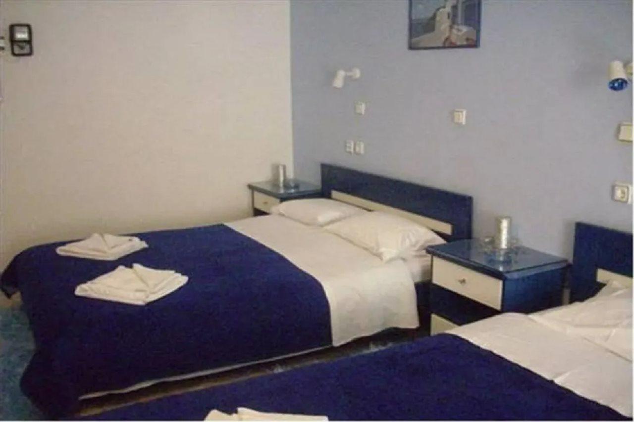 Christos Makrinos Rooms Adamantas  Ngoại thất bức ảnh
